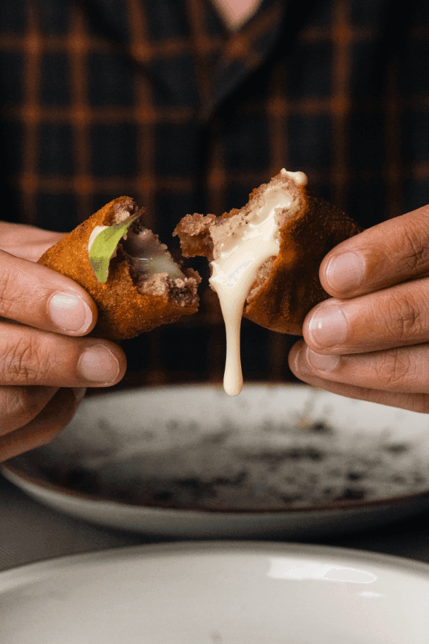 Encaixados - The Traditional Portuguese Cuisine 1