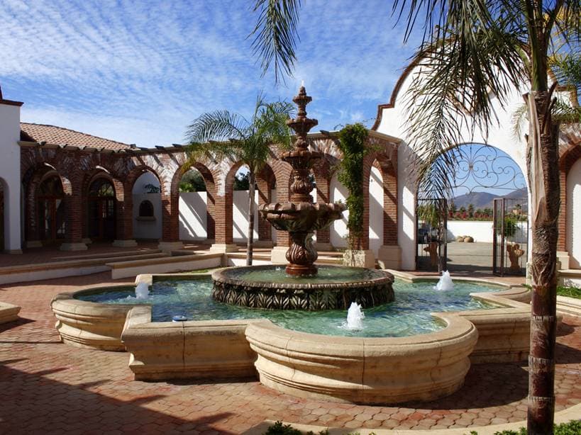 Adobe Guadalupe 9