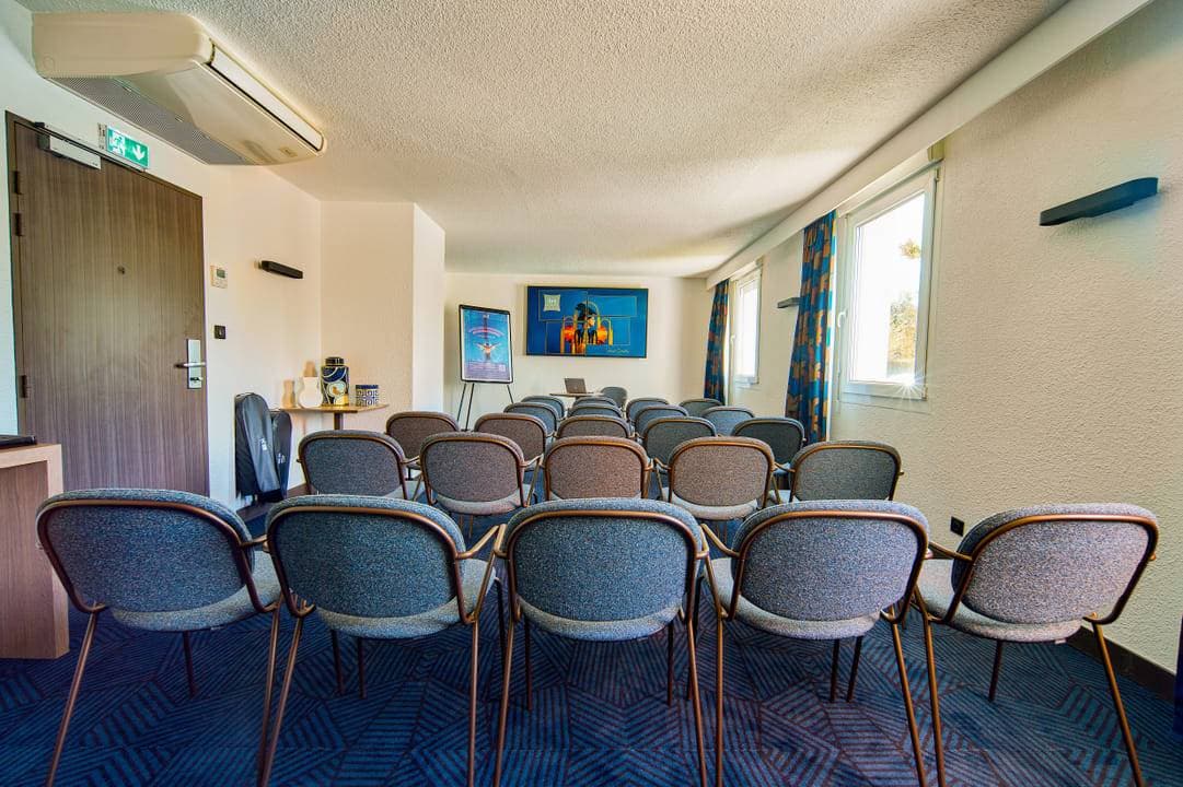 Hôtel IBIS STYLES Saint-Quentin 4