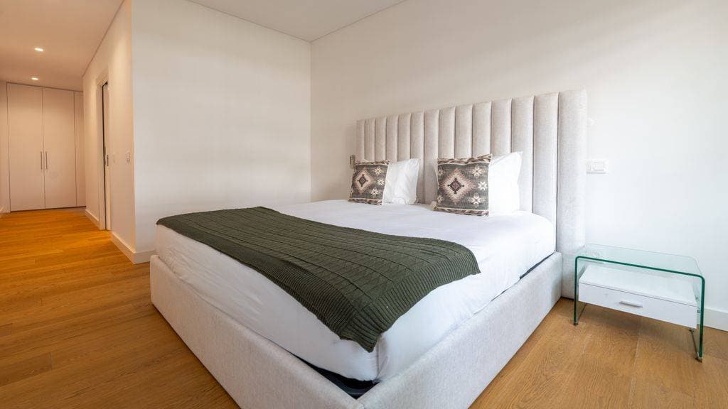 Acqua Sensation Suites by LovelyStay 36