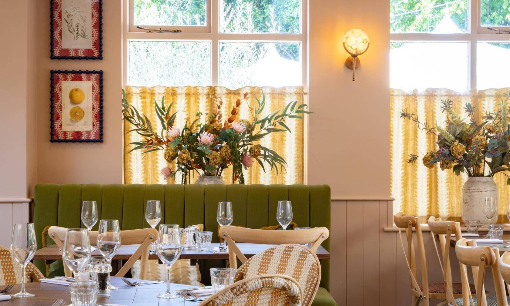 The Prince of Wales, Barnet - A Heartwood Inn 8