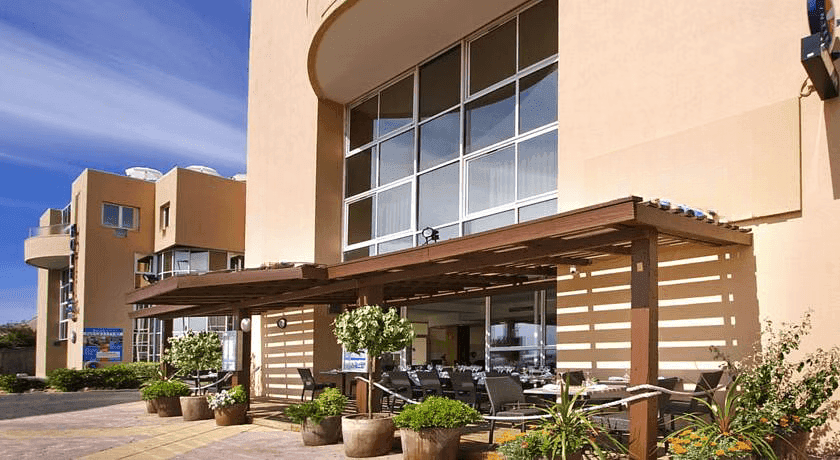 L'Hôtel Port Marine 1
