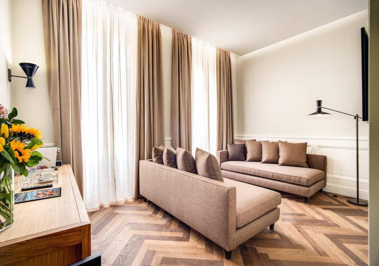 DBH – Boutique Hotel Lake Como 9