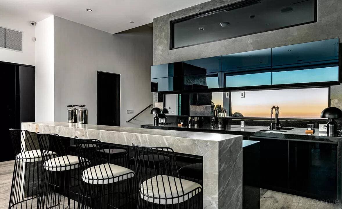 The Donella One 15