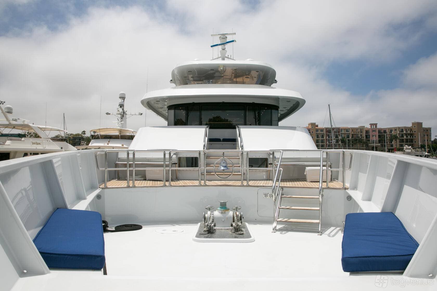 Leight Star Yacht