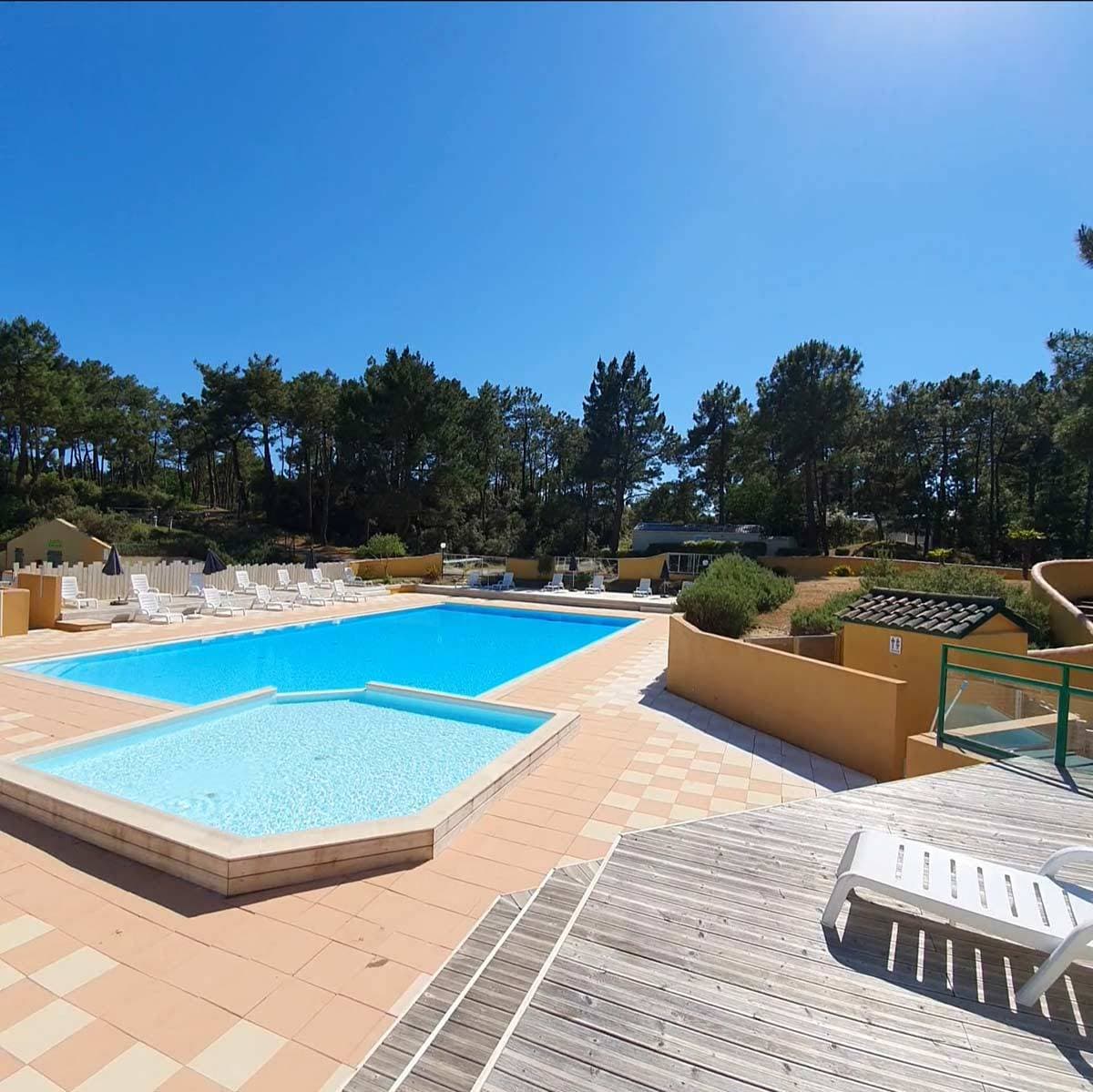 Le Domaine des Pins 5
