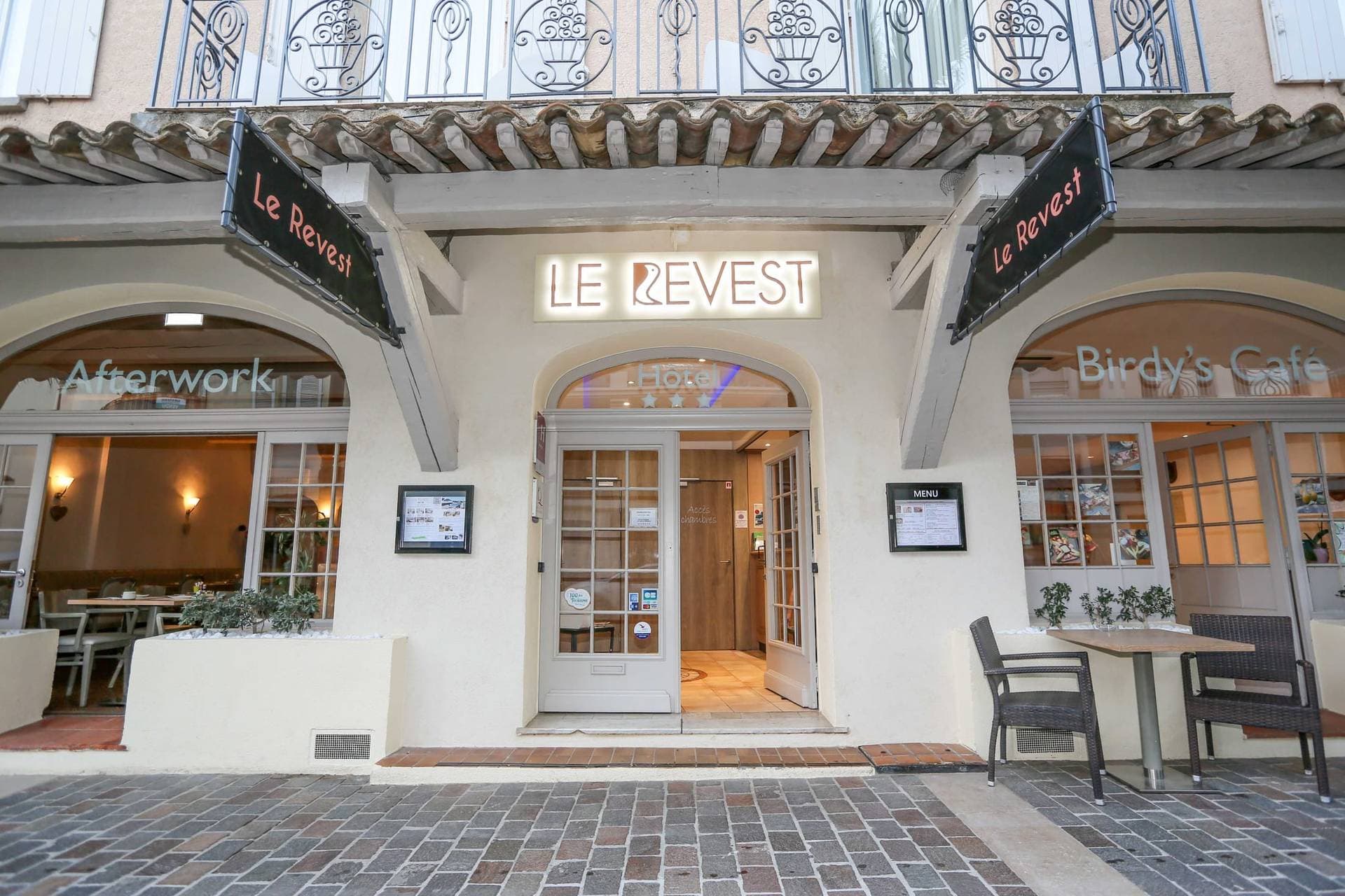 Brit Hotel Le Revest Sainte-Maxime 1