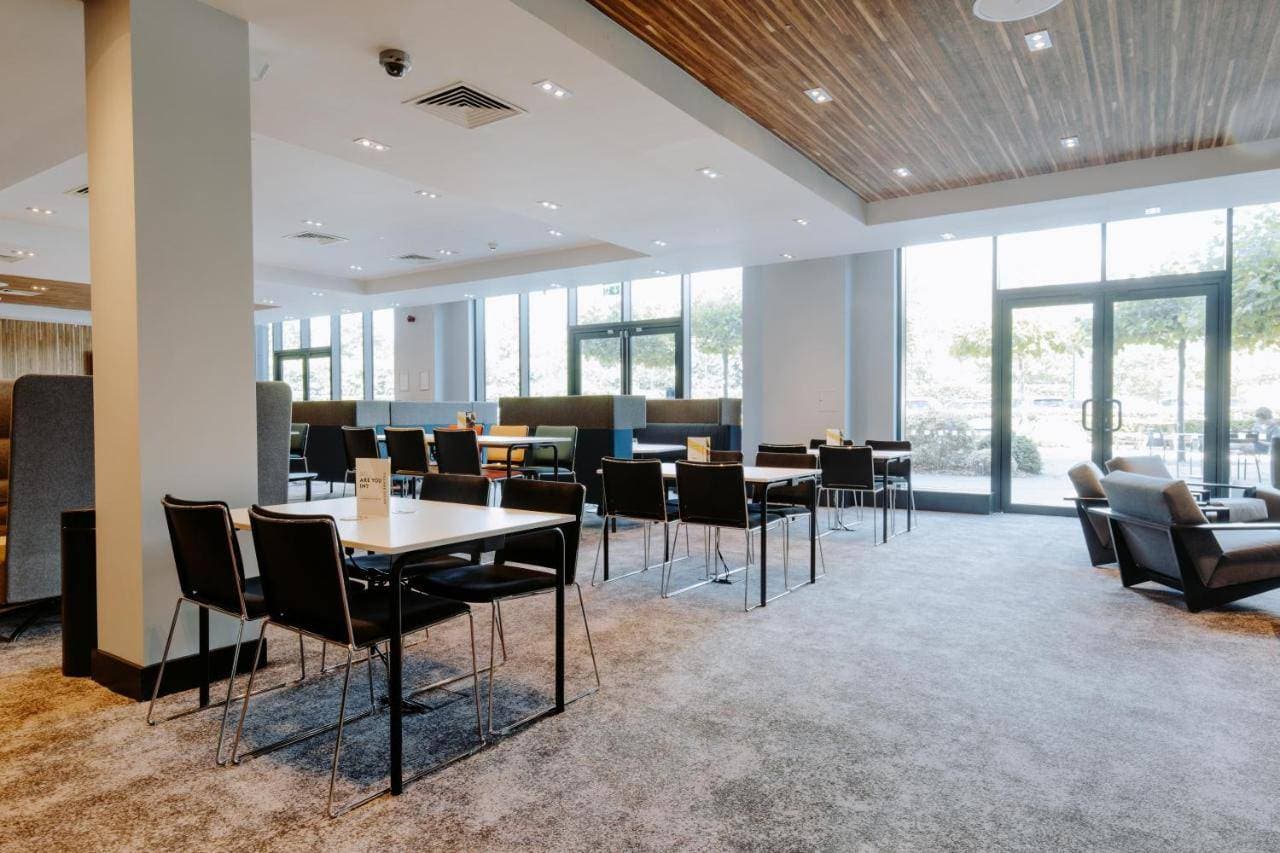 Village Hotel London Watford 27