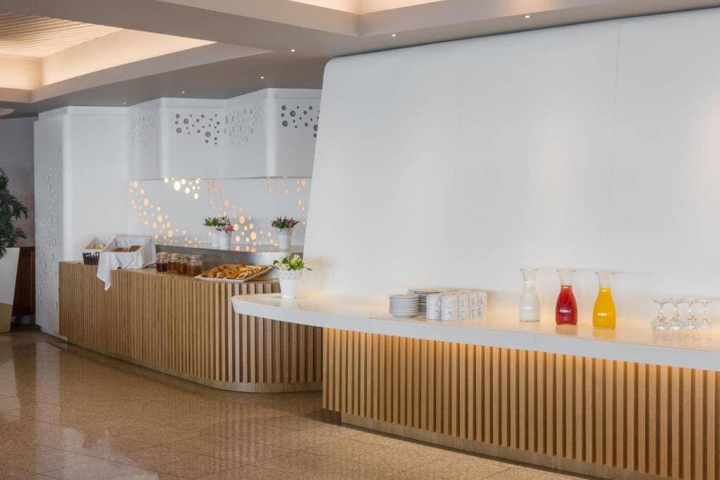 Axis Ofir Beach Resort Hotel 9