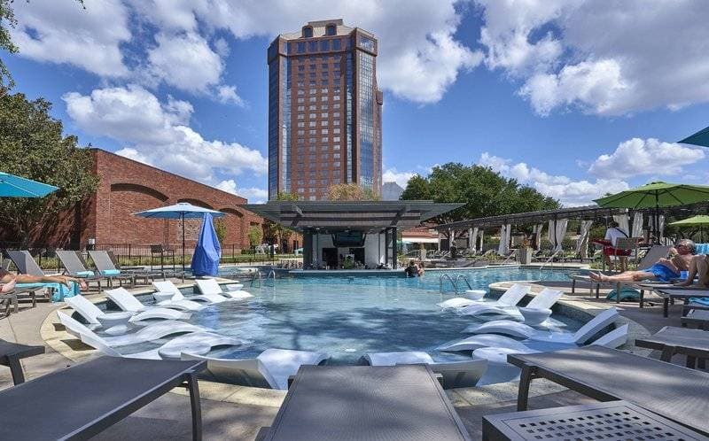 Hilton Anatole 21