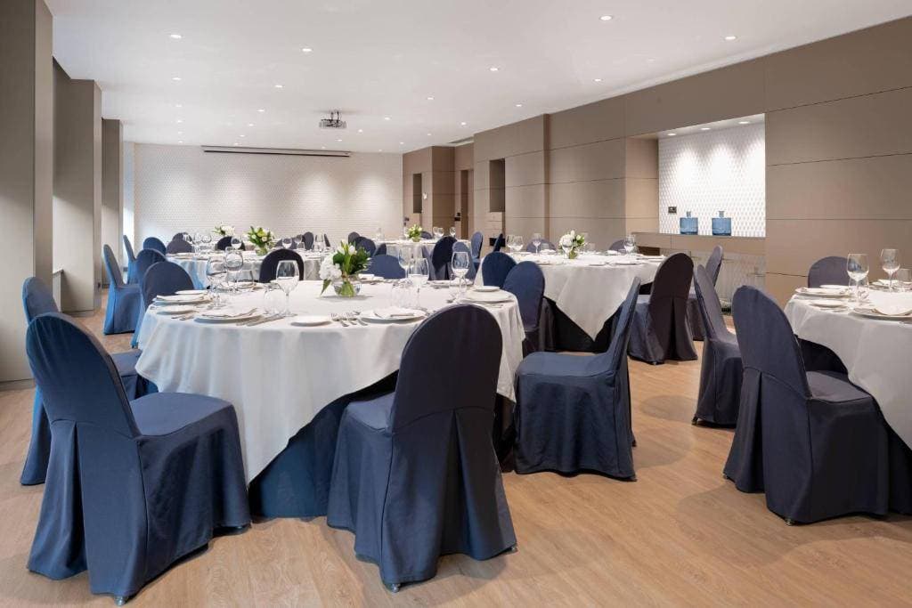 AC Hotel La Rioja 8