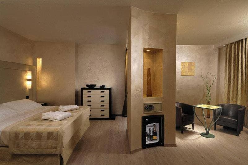 Hotel La Cartiera 10
