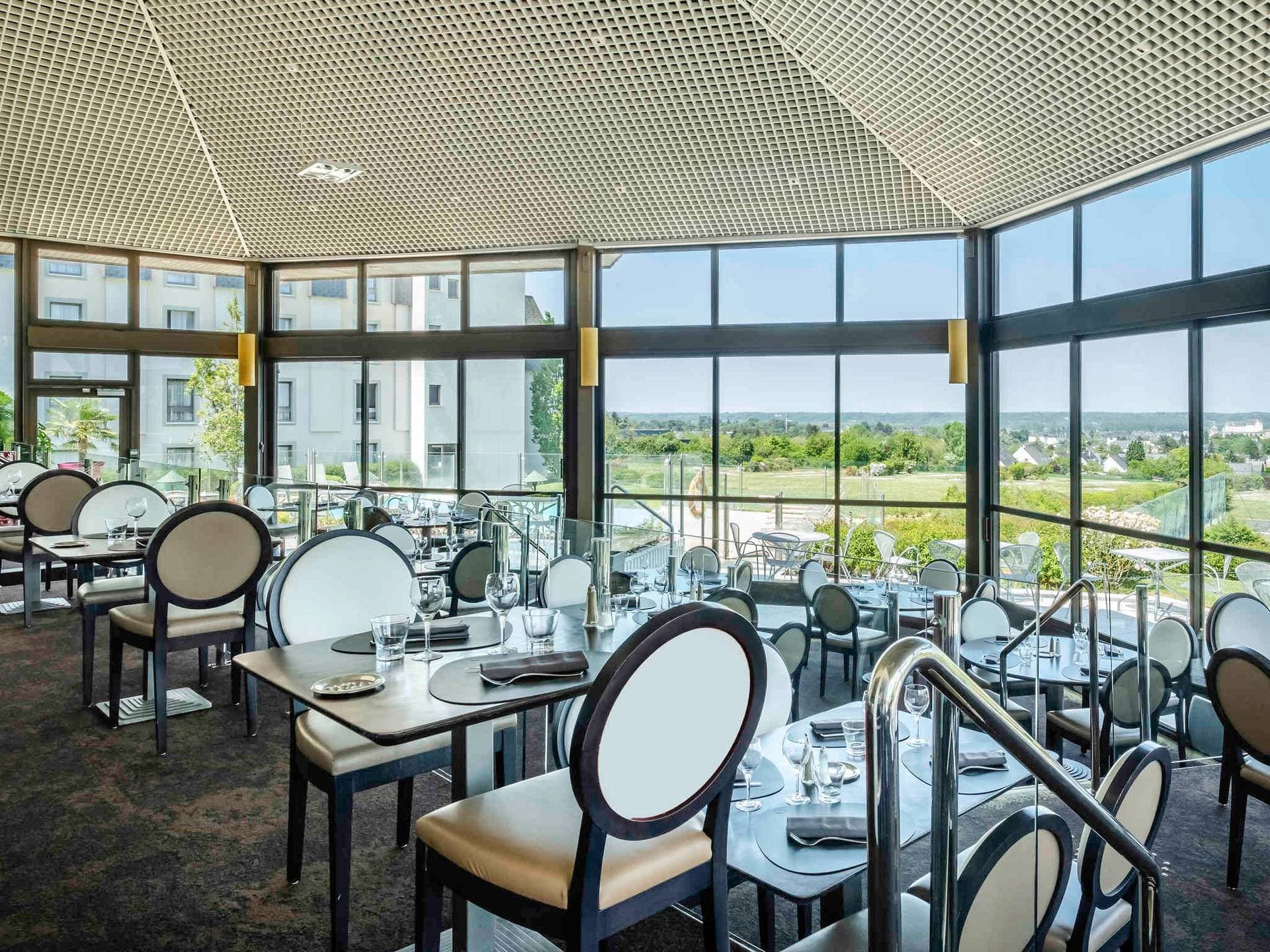 Novotel Amboise 10