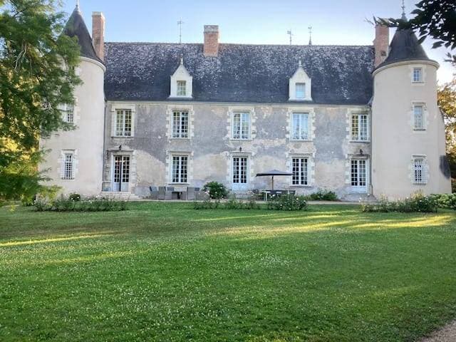 Château des Archevêques 1