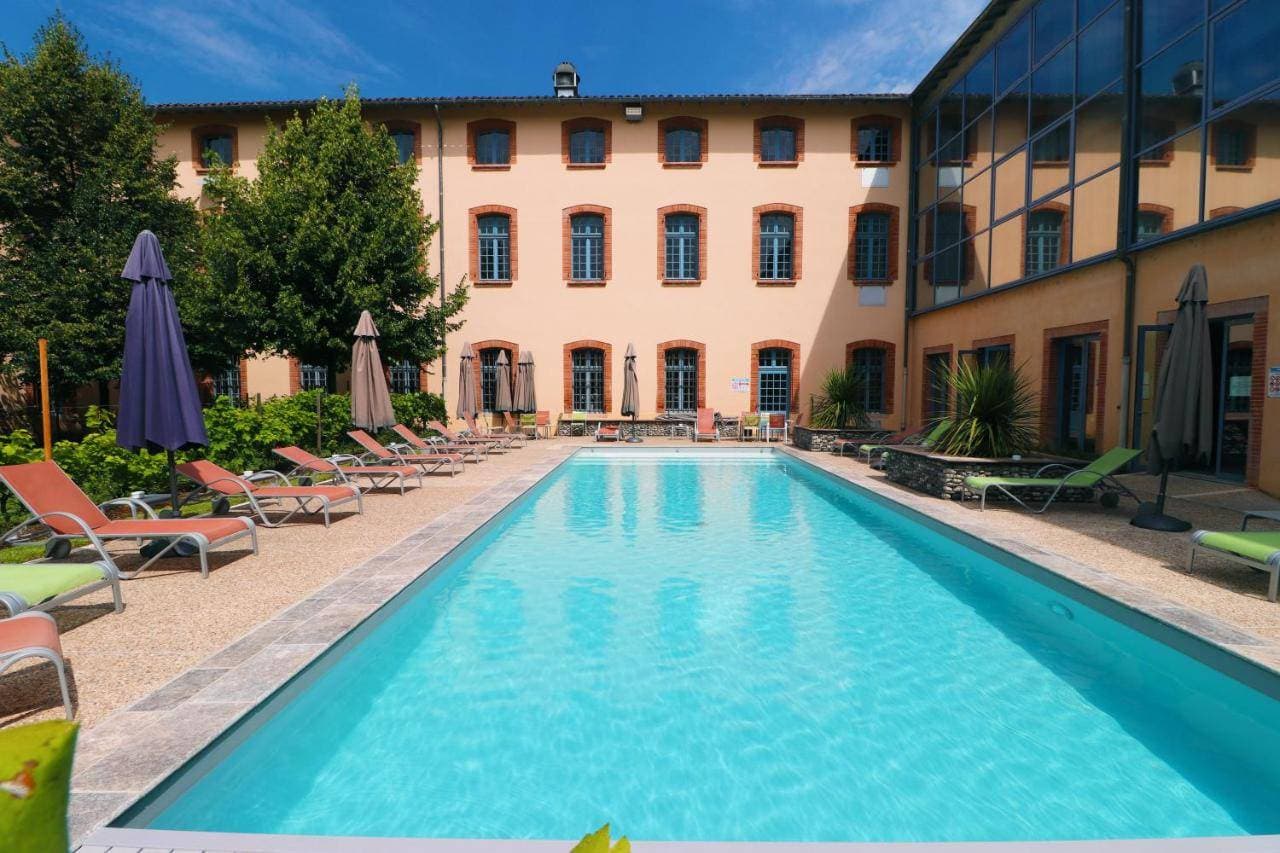 Abbaye des Capucins & Dali Hôtel 4