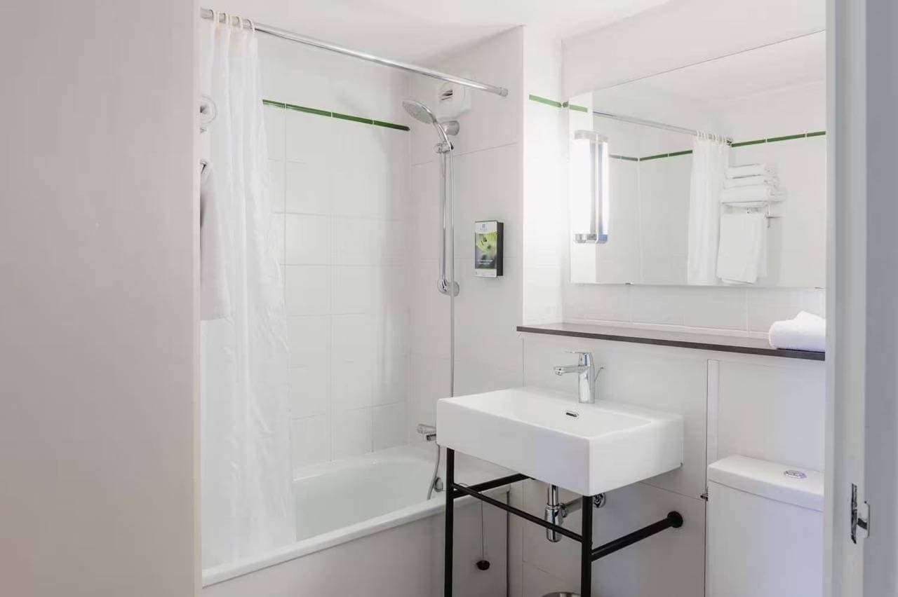 Sure Hotel by Best Western Chateauroux 9