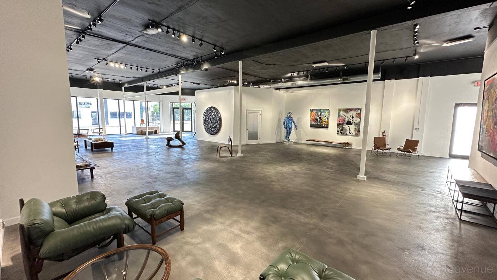 Emporium B Gallery 24