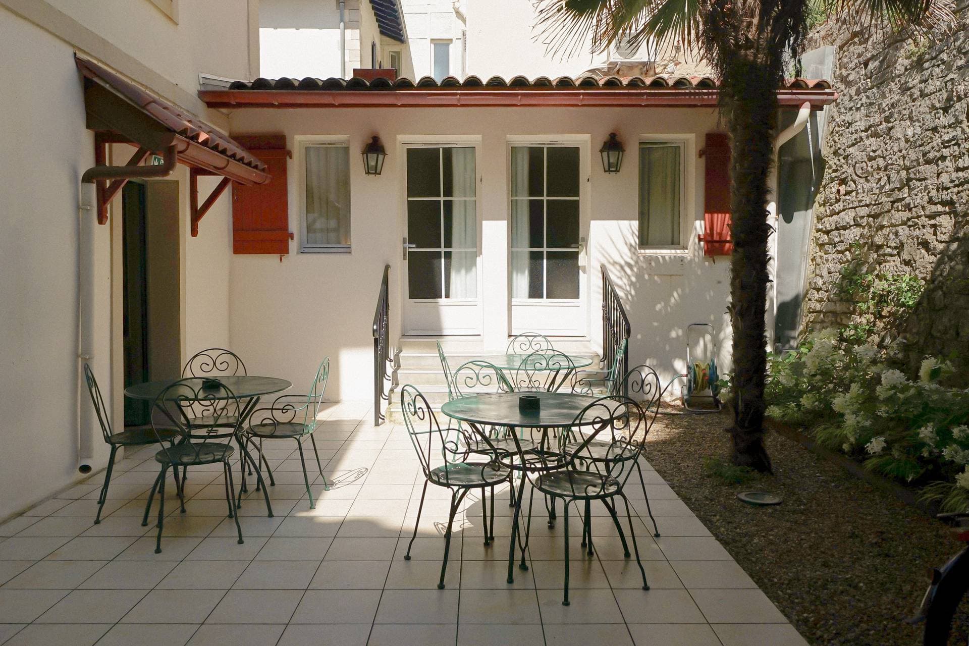 ALFRED HOTELS - Biarritz La Maison *** 10