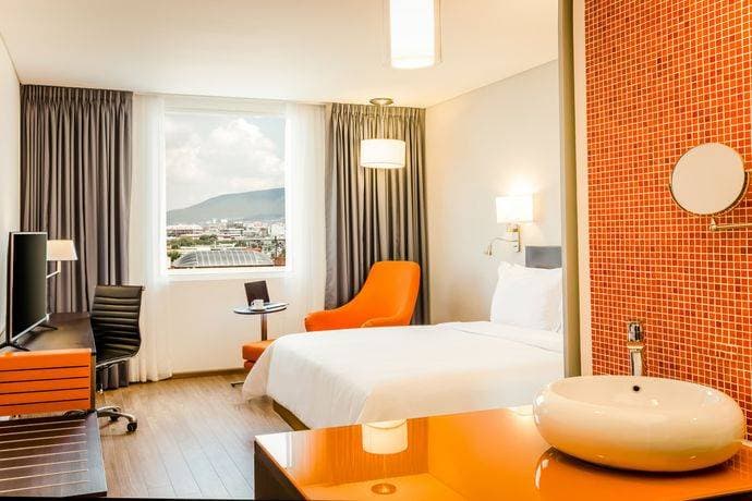 Fiesta Inn Pachuca Gran Patio 18