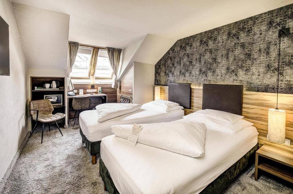 Goldener Adler Hotel & Restaurant 14