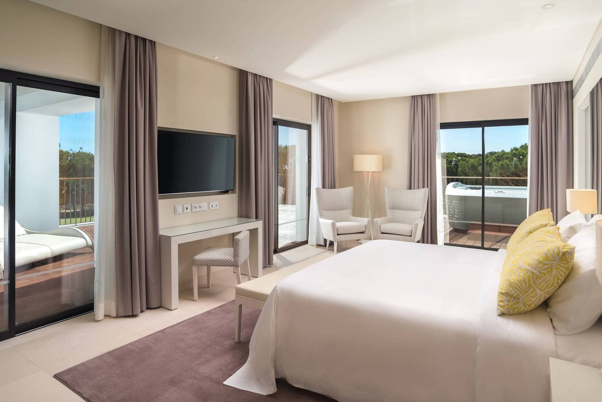 Pine Cliffs Hotel, a Luxury Collection Resort, Algarve 23