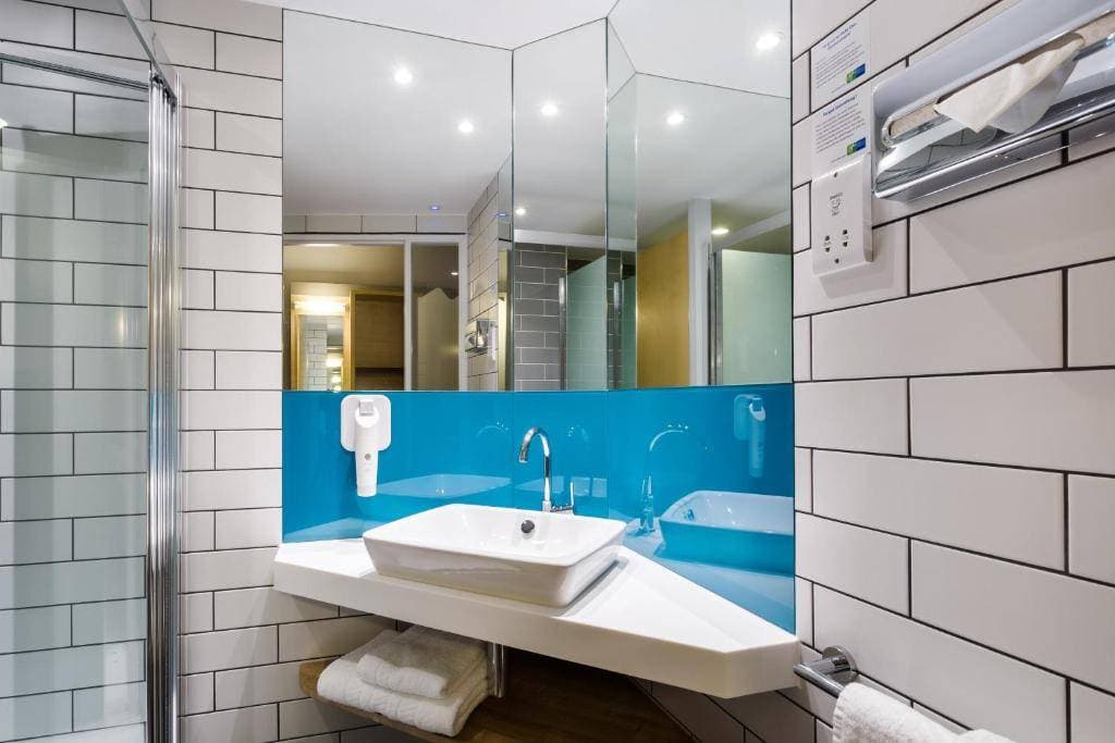 Holiday Inn Express London - Watford Junction by IHG 15