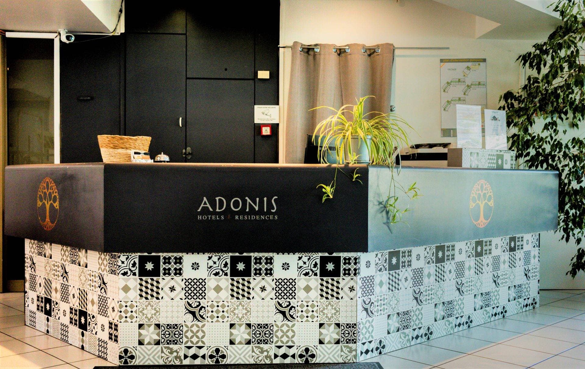 Adonis Gap 2