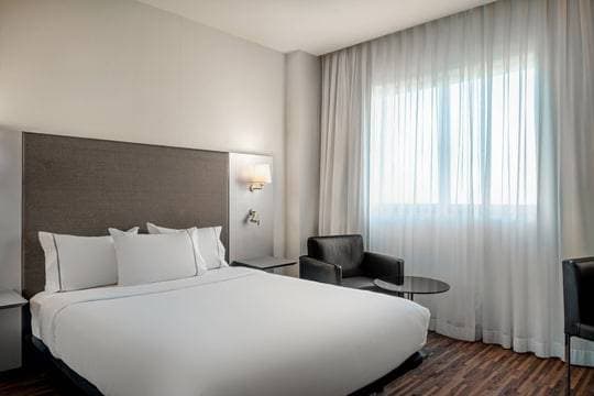 AC Hotel Gijón 8