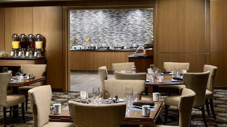 Hilton Charlotte University Place 16