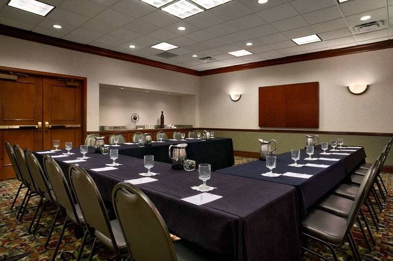 Embassy Suites by Hilton Lexington/UK Coldstream 28