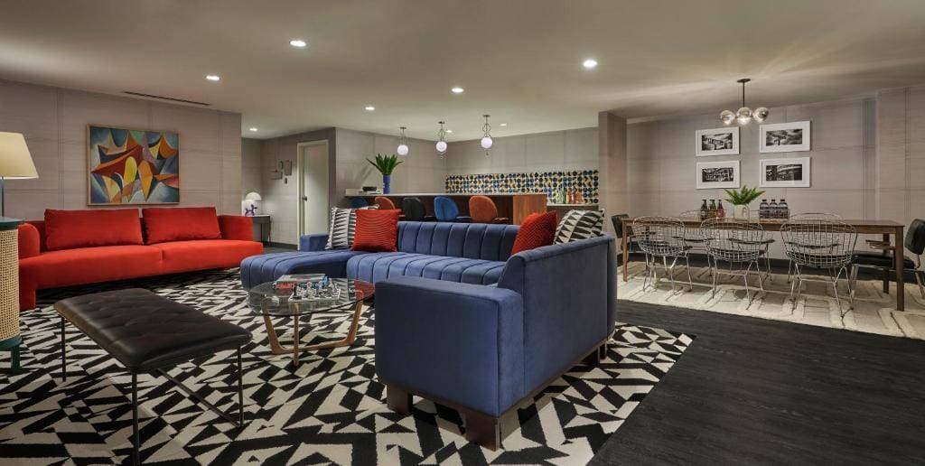 Graduate by Hilton Cincinnati 9