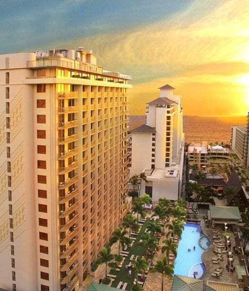 Embassy Suites Waikiki Beach Walk 43