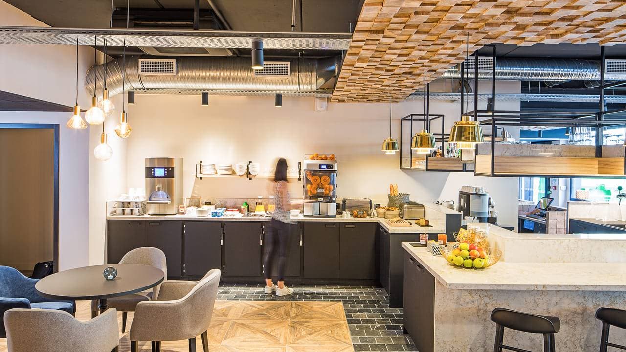 Ibis Styles Laval Centre Gare 4