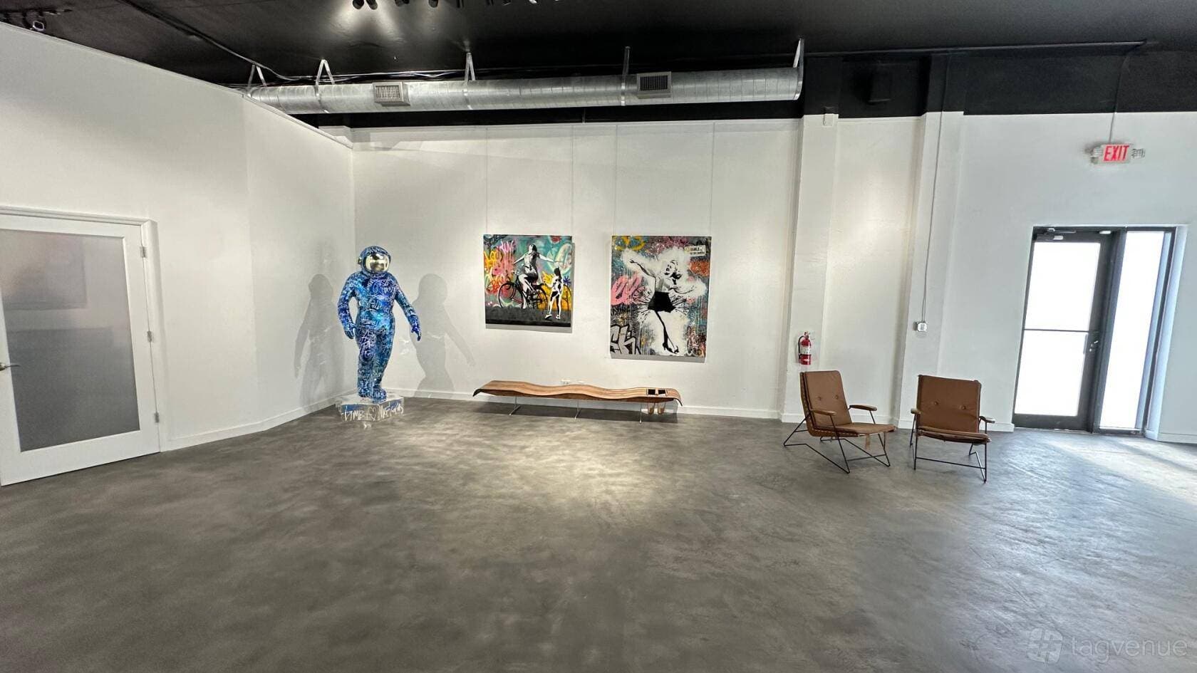 Emporium B Gallery 20