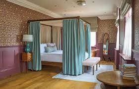 The Mitre Hotel 12