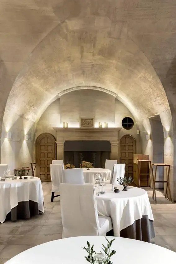 L'Hôtel Baumanière 12