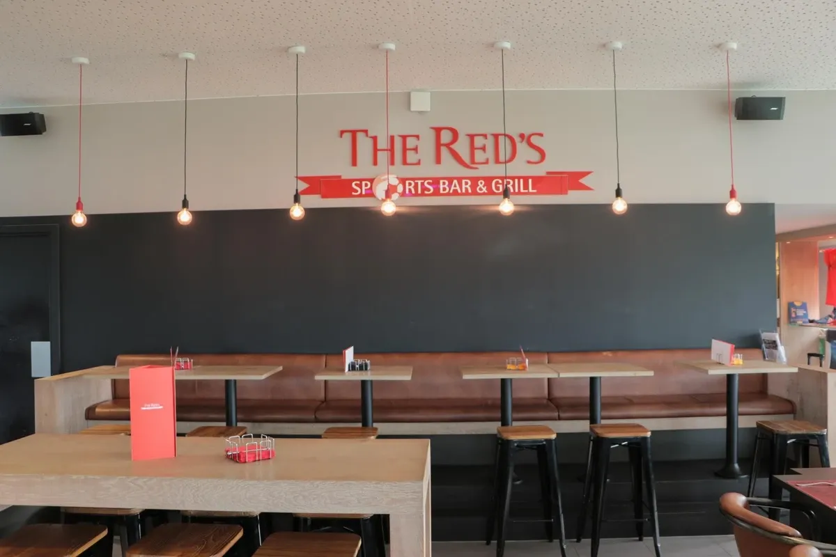 Martin's Red 10