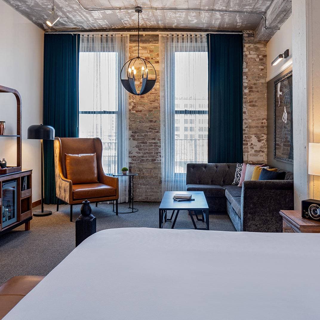 The Last Hotel 8