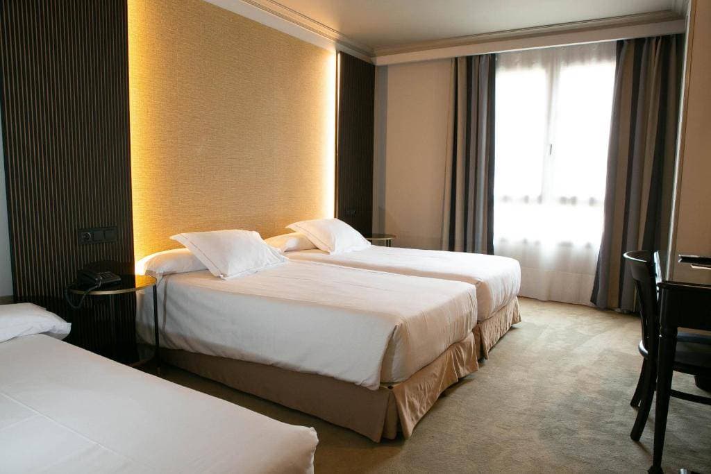 Sercotel Ciudad de Oviedo Hotel 12