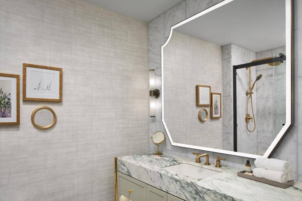 The Pfister Hotel 17