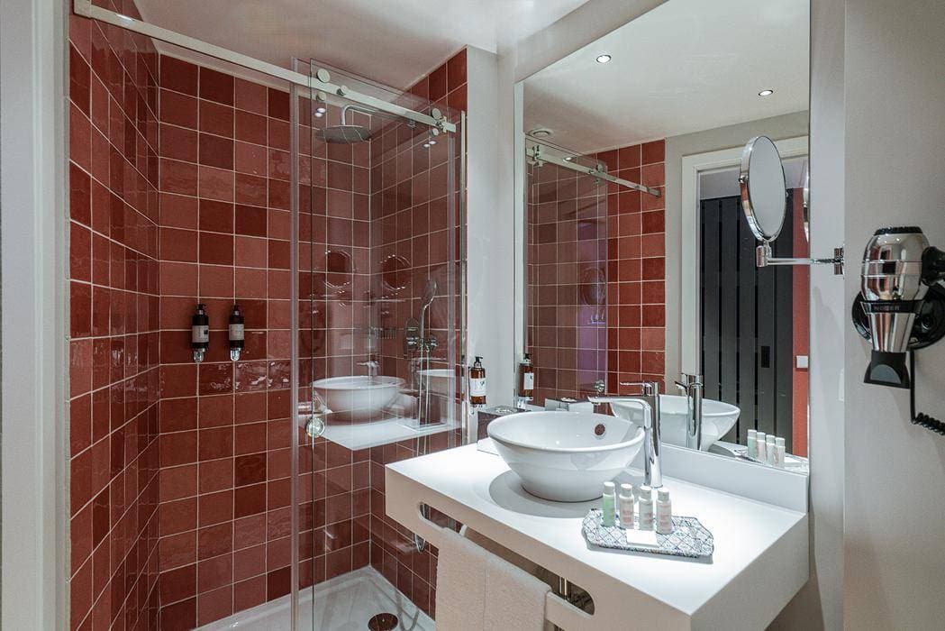 Hotel Vincci Bonjardim 17
