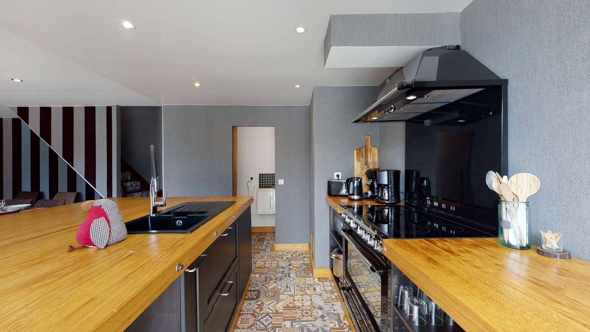 La Clef Decamp - Chaignonnières Roulotte 19 pers 2 Gîtes : jacuzzi 15 min mer 17