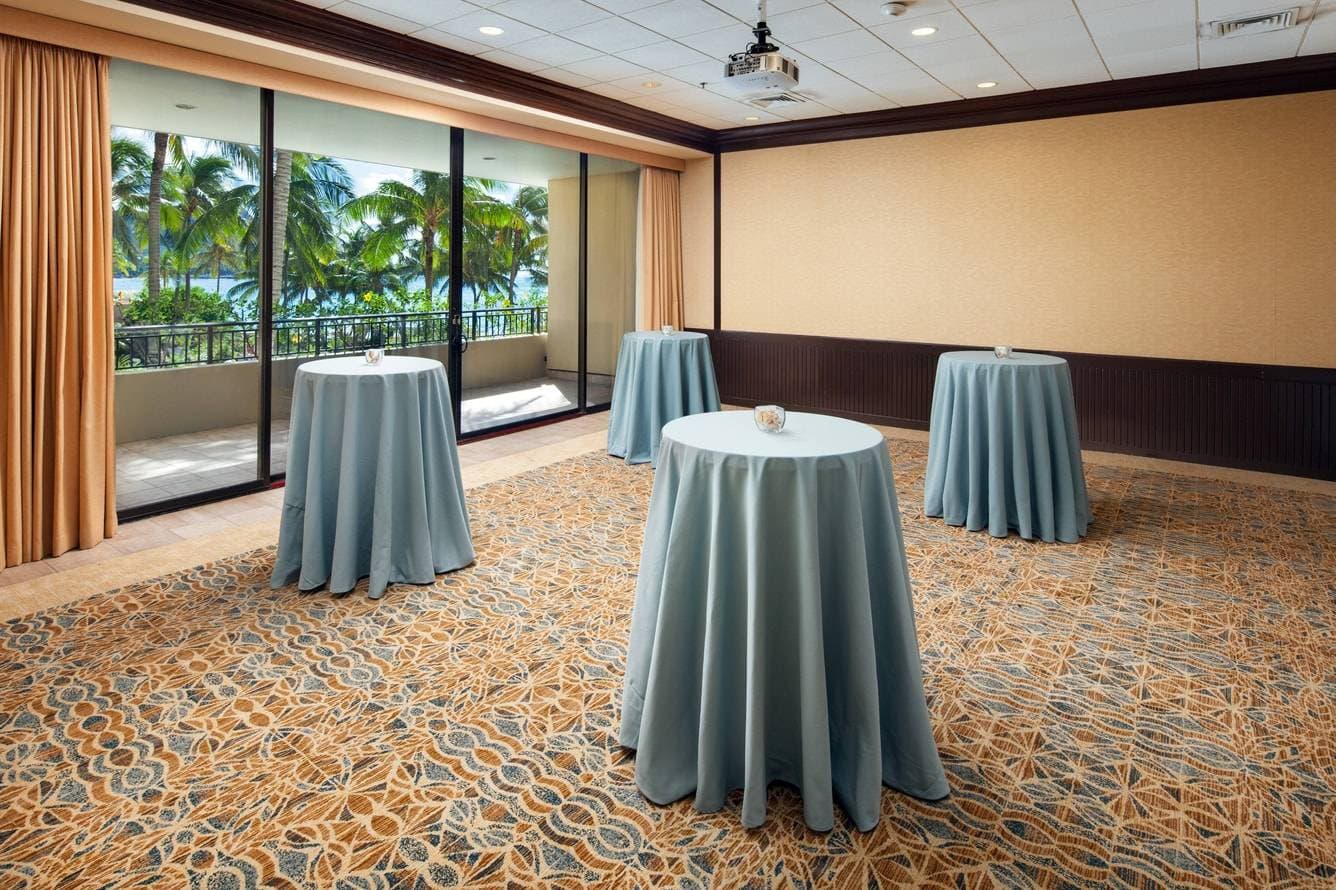 Sheraton Waikiki Beach Resort 25