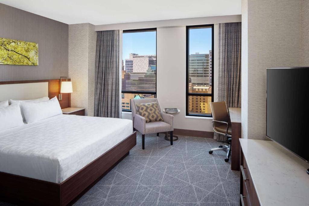 Hilton Rochester Mayo Clinic Area 22