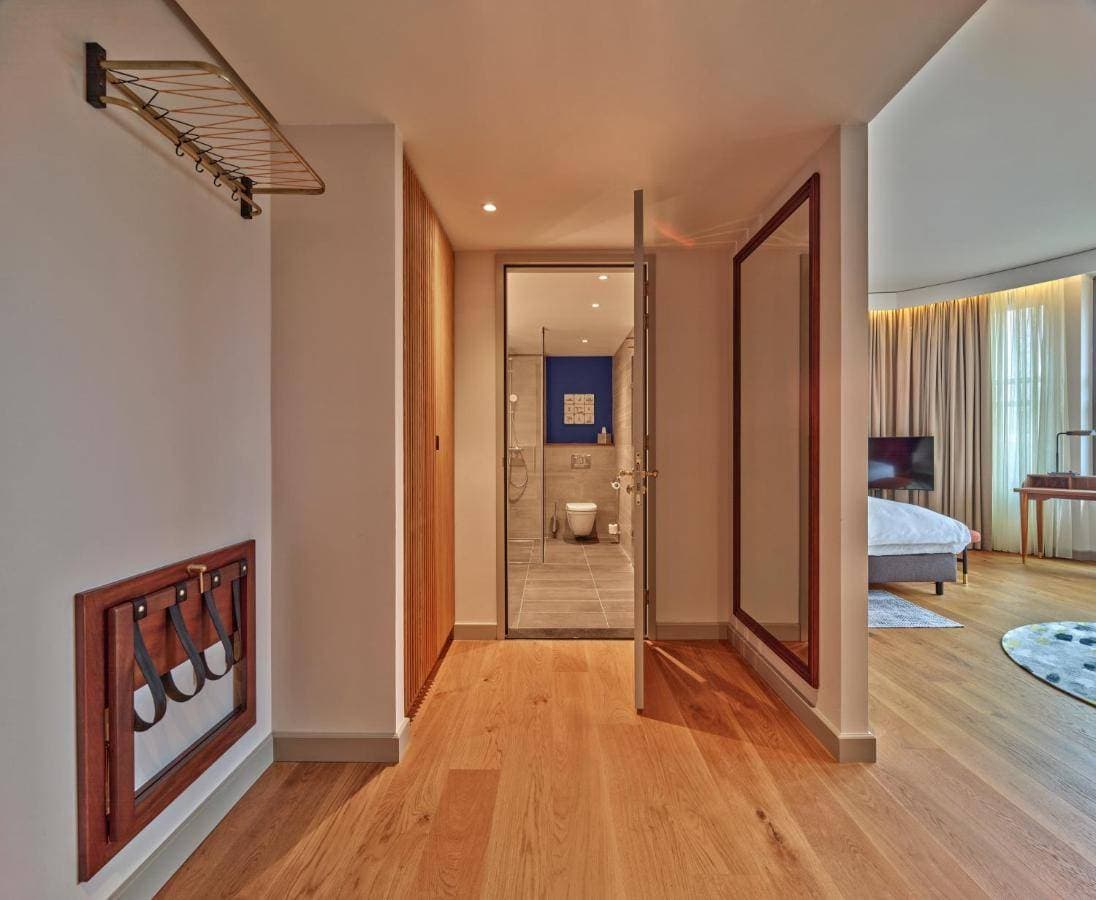 voco The Hague by IHG 25