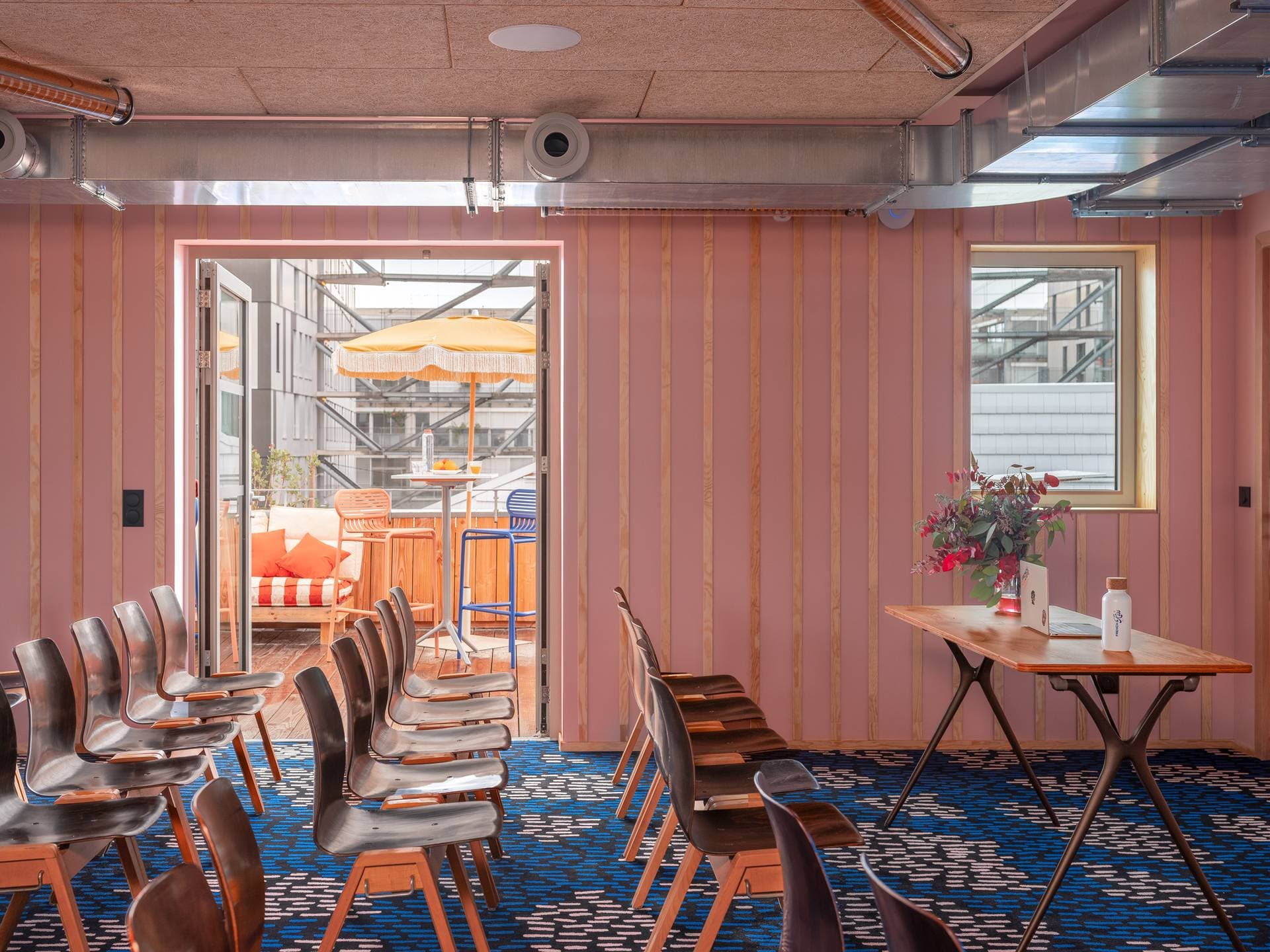 Eklo Hotel Bordeaux Centre Bastide 8