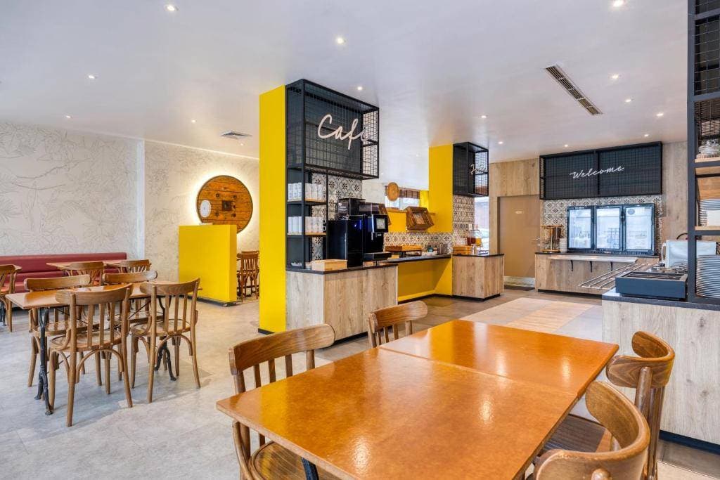B&B HOTEL Mons Gare 6