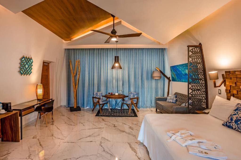MÍA Bacalar Luxury 15