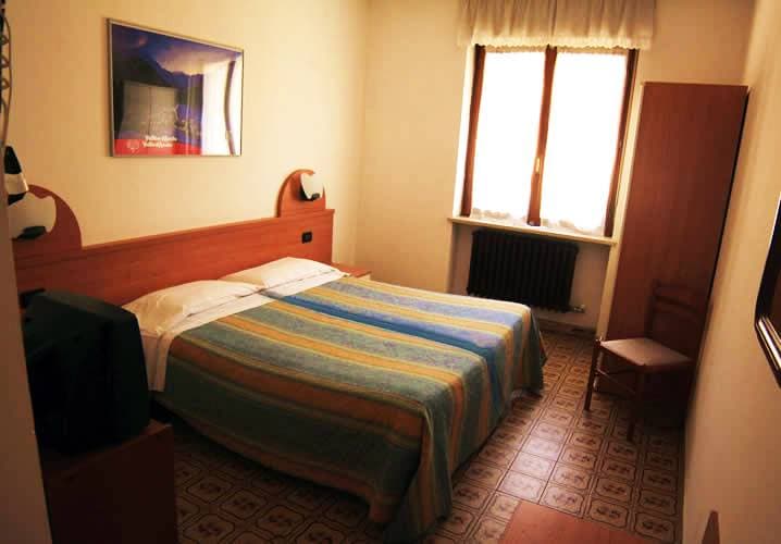 Hotel Ristorante Dujany 9
