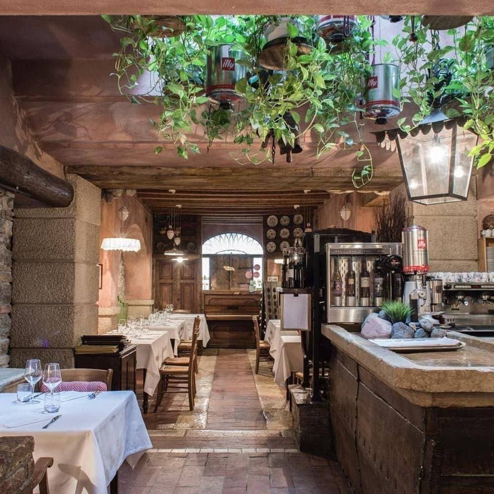 Trattoria Porteri 12